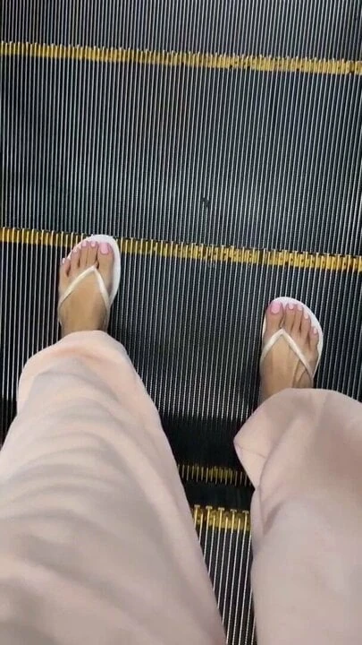 Asian Filipina Feet Spa Day