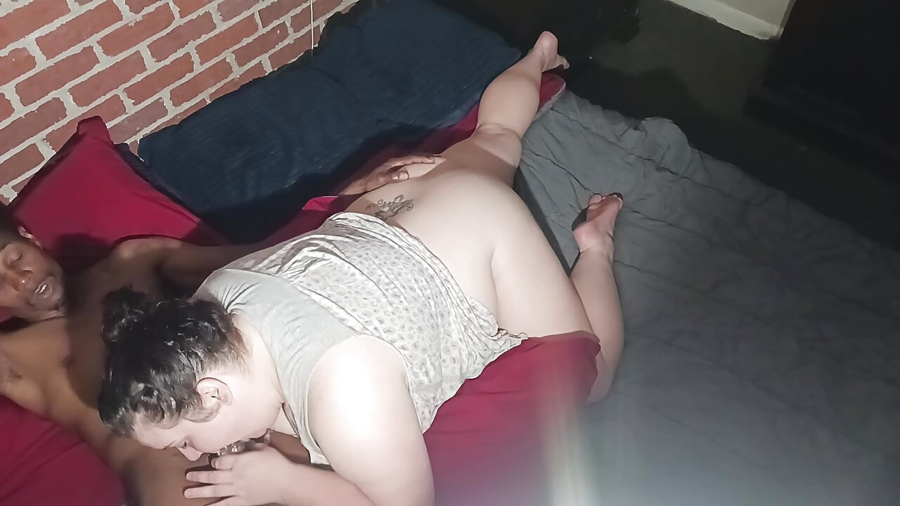 Kepala pagi yang baik memberikannya bahawa besar madu di sini tekak