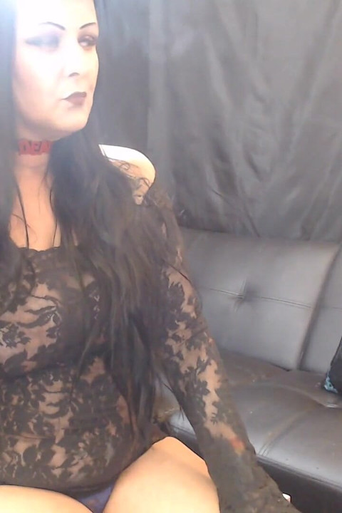 Smokey Girl