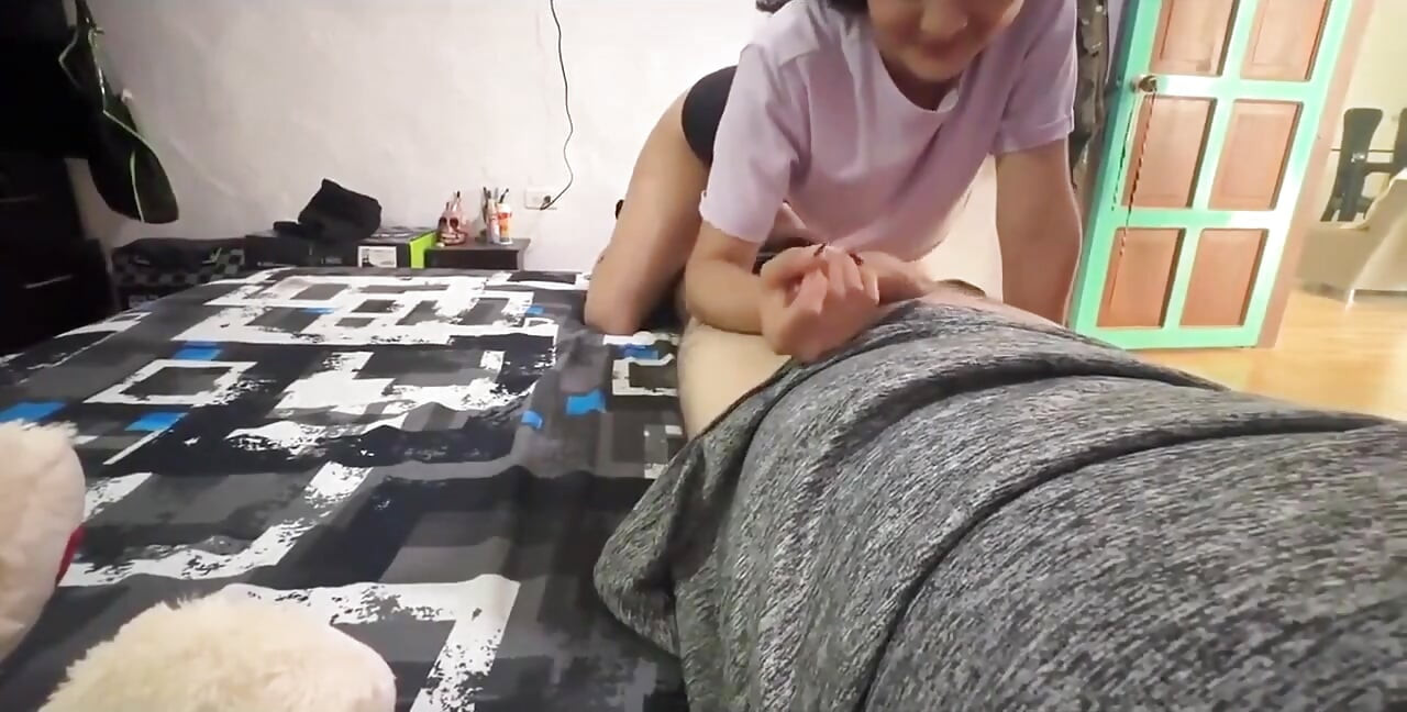 Delicious Blowjob From a Horny College Girl Eager for a Good Cock