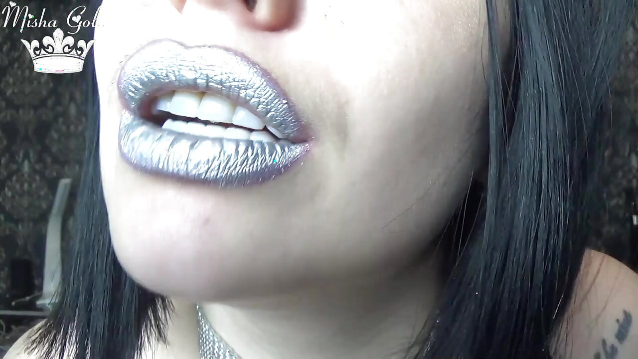 Silver juicy lips