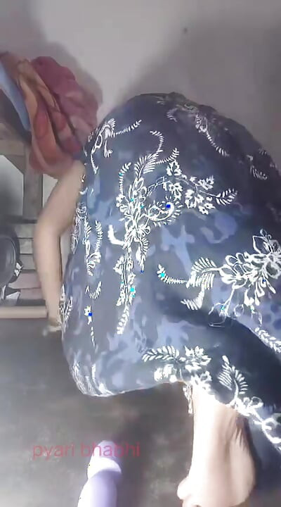 Land Ki durstige meri muschi masturbation Hindi Audio