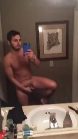 Garoto gay desnuda tudo