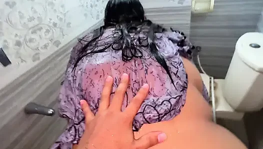 Секс с тетушкой в ванной, эпизод 2