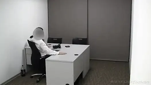 Хочет сниматься