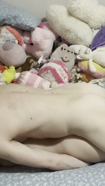 pronebone dripping creampie doggystytle and 69 with stepdaughter | Clip 2
