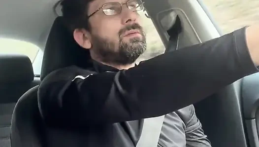 Sie konnte es kaum erwarten - MILf blowjob &handjob während der fahrt - öffentlicher auto-sex kingyordanov