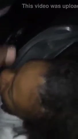 Bajan girl gets facial in car