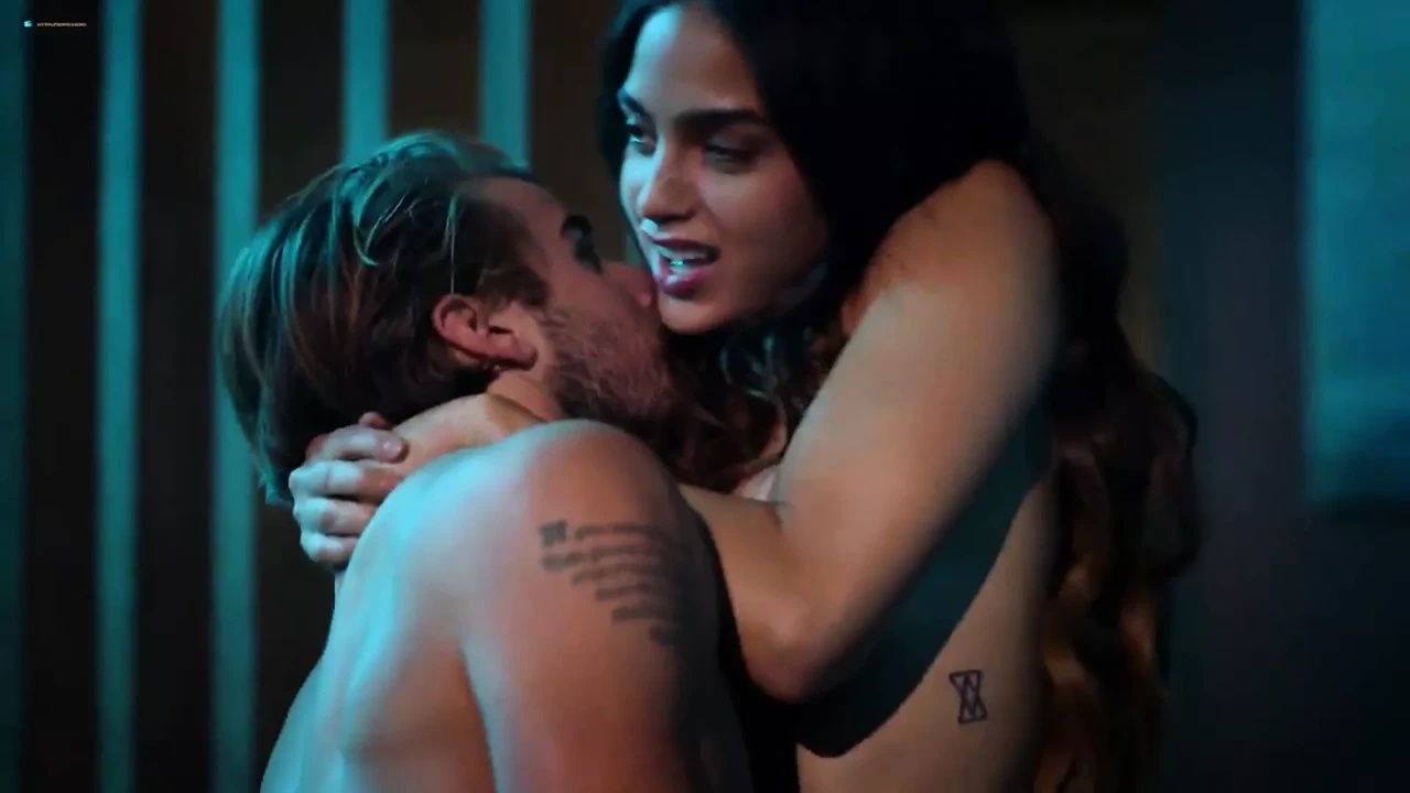 名人在电影中裸照