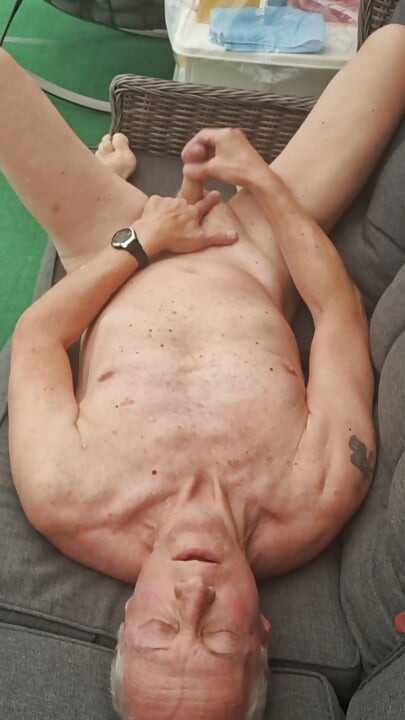 EXHIBITIONIST DADDY ANAL TOY JERKING SEXSHOW CUMSHOT