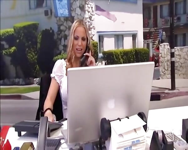 German Pornstar with Huge Balloon
