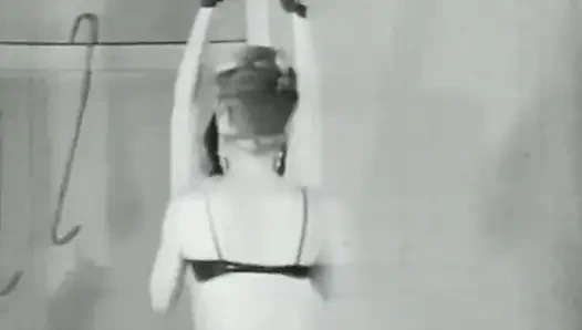 The Girls Tie Themselves up