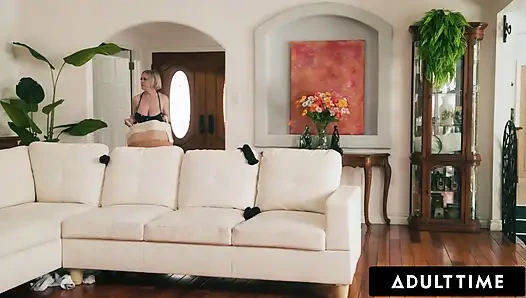 Khusus orang dewasa - dee williams si ibu tiri super sange dientot habis-habisan sampai mengerang keenakan