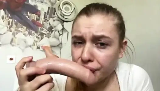 Грязный минет с дилдо с Jucielussie и пощечиной задницы