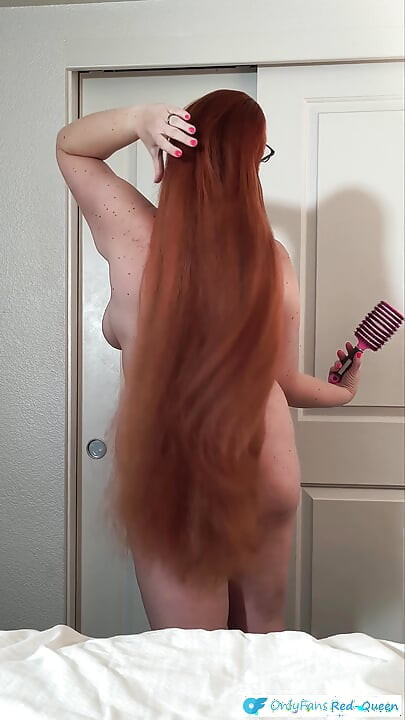 مغر بوف تدليك الشعر من رابونزيل أحمر الشعر