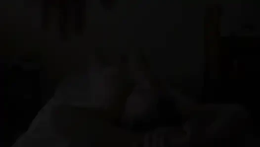 Jen dudukin wajah john dan kencing di sekujur tubuhnya