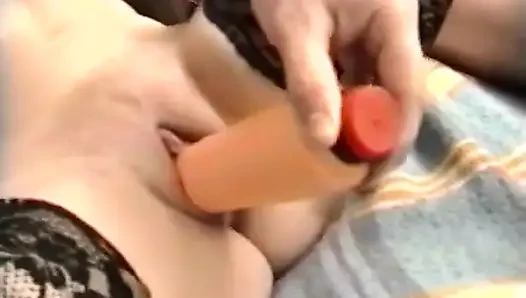 Зрелую нимфоманку трахнули все дырки!