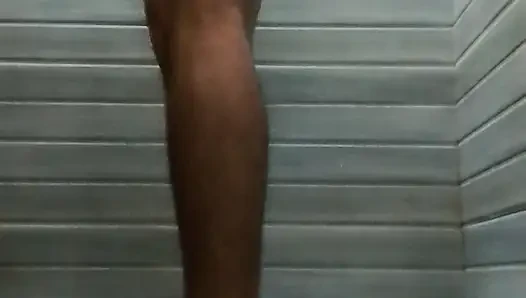 Kisi mera loda chahiye