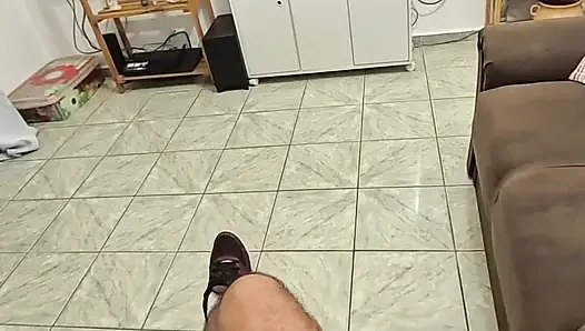 Tetangga lesbian jatuh muka-pertama ke kontol.