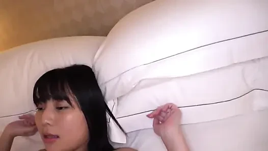 Bagian 2: si sastrawan pemalu dengan tubuh aduhai yang bakal bikin kamu sange berat saat dia melepasnya