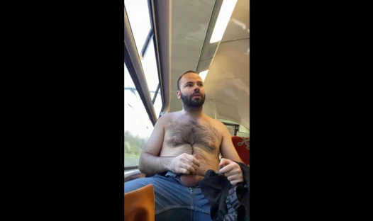 Thomas Godebin trende gösteriş yapıyor