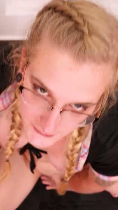 GROOBYGIRLS: Dazed Not Confused | Clip 2