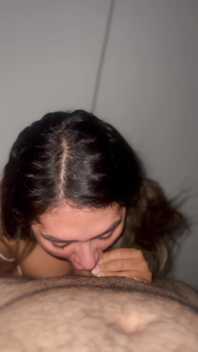 היא יודעת איך לרצות גבר