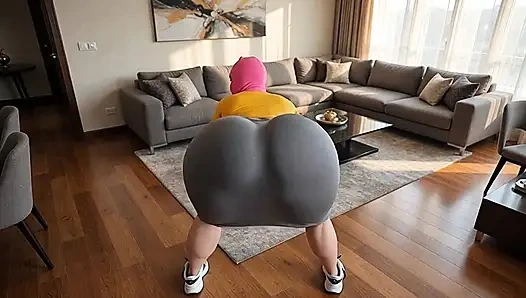 sekretärin mit einem riesigen arsch, der wackelt