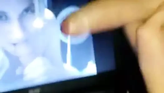 Bir arkadaşım benim sürtük karım tippy haraç!