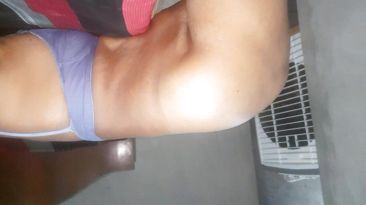 Meri sali garmi chuttiyo me ghar aayi achanak hardchudai ki