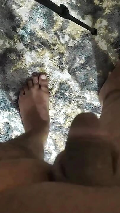 마사지사 8월 스카이 핑거 사라 아랍어로 그녀를 때리기
