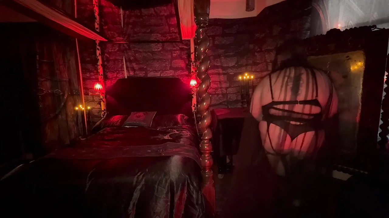 Part 1:- Domina Gives Booboo a treat of worship.