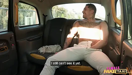 Female fake taxi - samantha joiner si cewek nakal skotlandia dientot habis-habisan sama kontol besar cowok latino