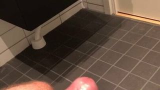 Diversão no banheiro