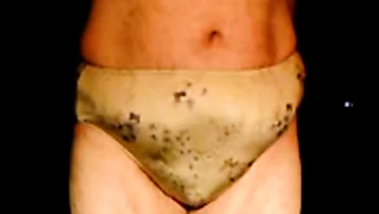 külot içinde minik penis