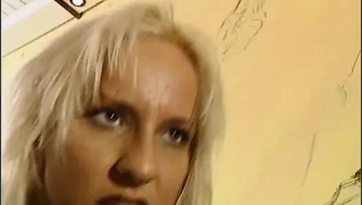Horny MILF Was Searching a Huge Cock to Sucked