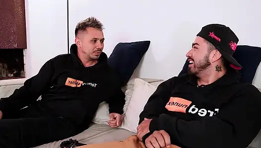 С Друзьями Отчима Секс По Соседству