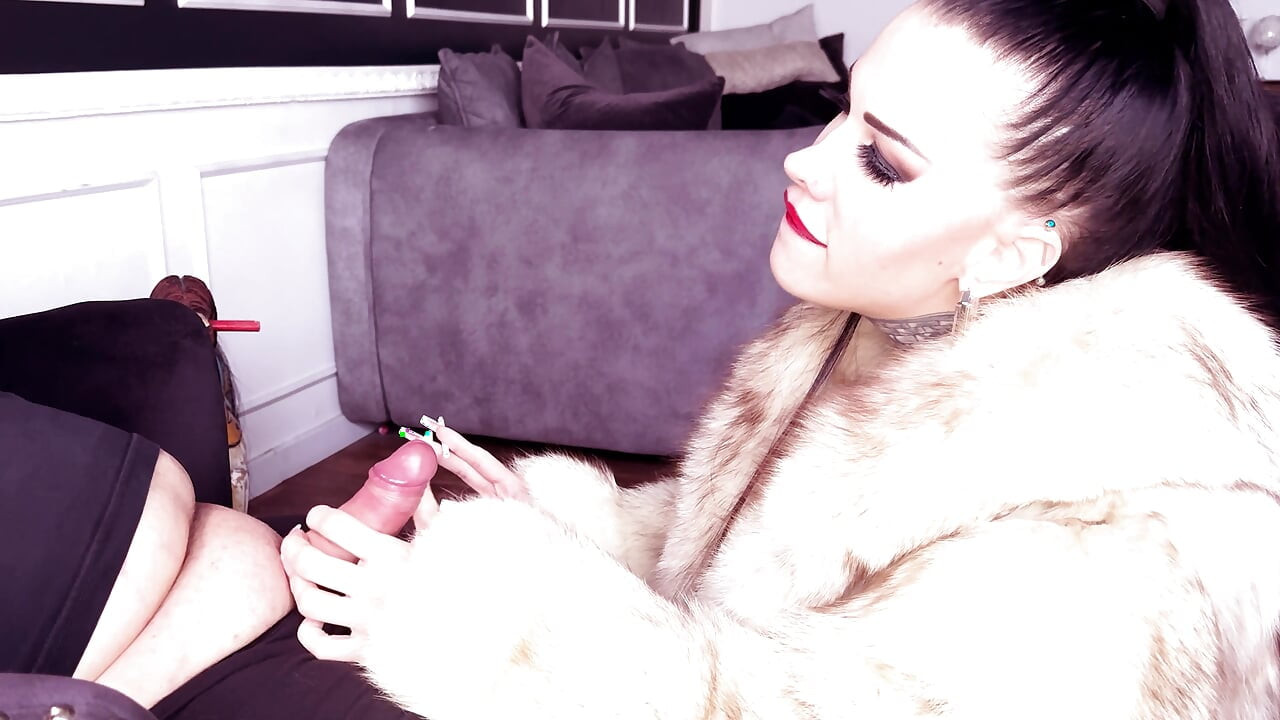 Blowjob with fur and smoker