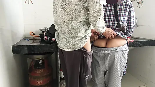 Indian school girl first time sex video