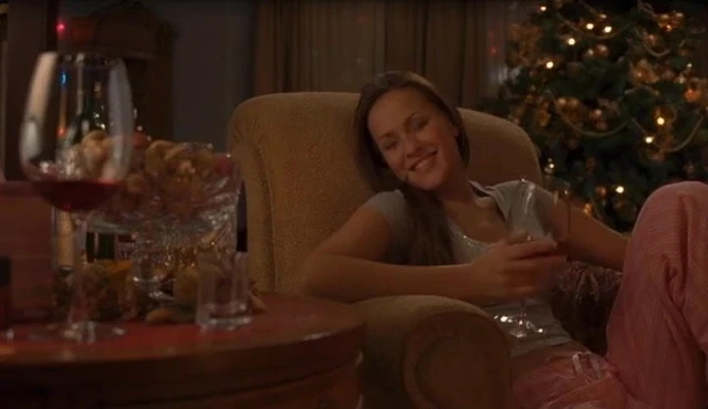Lacey Chabert gets a gift dildo