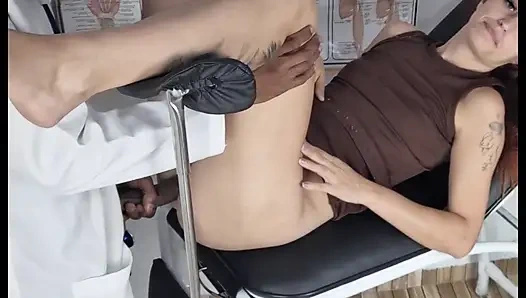 Рогоносец Ведёт Жену На Экзамен И Читает Книгу!