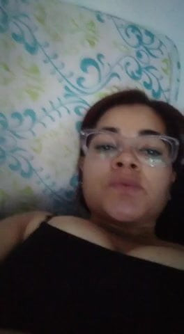 Παίξε με το μουνί μου