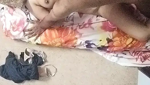 Çift tarafından ev yapımı sikiş