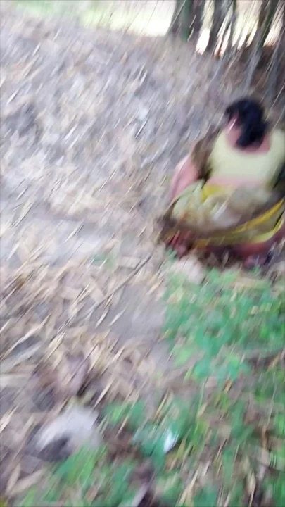 阿姨撒尿