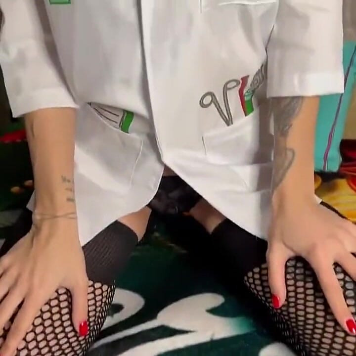Hot Doctor Frintteza Came to the Patient and Has Rough Sex