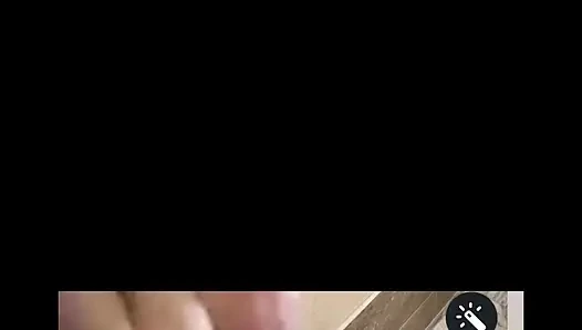 Video görüşmesi pe seksi bat ho gai