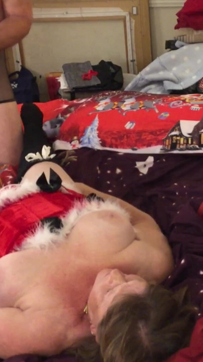 Granny's Double Fucking Christmas in July Creampie 11 28 2024 CAMS16M | Clip 2