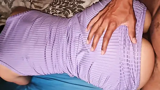 Baldız evde yalnız kaldı, beni külotsuz kısa bir elbiseyle kışkırtmak için odasının kapısını açık bıraktı