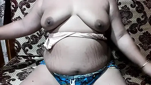 Big Boobs Bhabi Showing Ass. BBW Indian Boudi Big Ass.