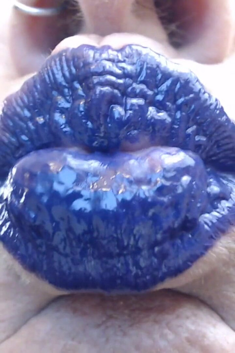 Primo piano con bacchetta blu viola